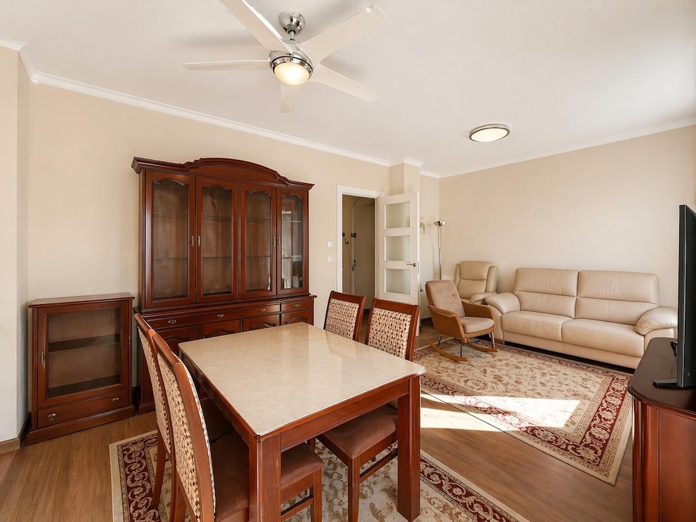 Property 2489 - Image 2